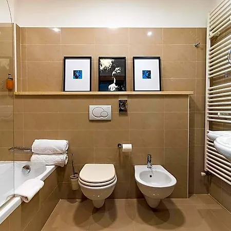 Kare Szálloda 4*